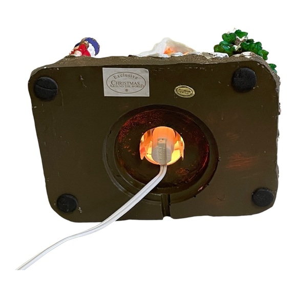 Illuminated Gingerbread Toy Shoppe House Of Lloyd Christmas Around The World VTG - Picture 11 of 12